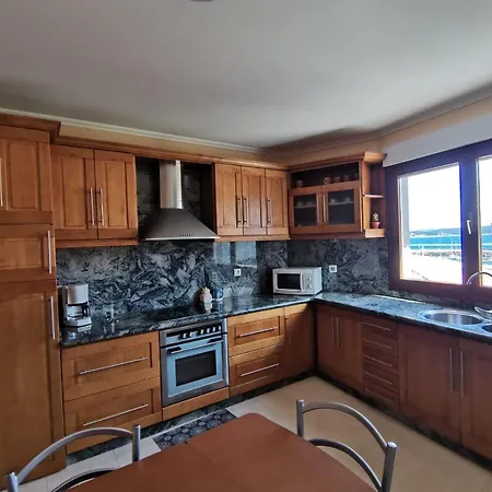 Apartamento Mari Carmen Apartment *