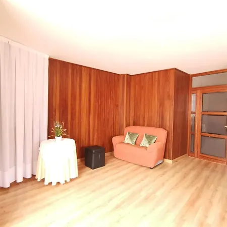 Apartamento Mari Carmen *