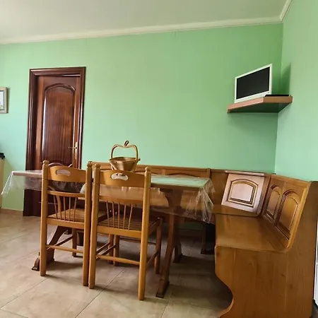 Apartamento Mari Carmen *